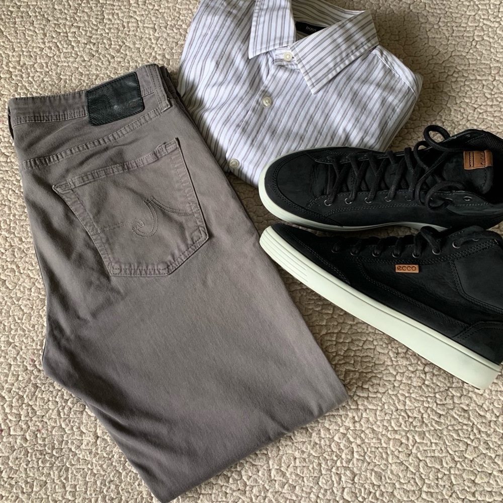 AG Adriano Goldschmied Gray Matchbox Slim Jeans GC